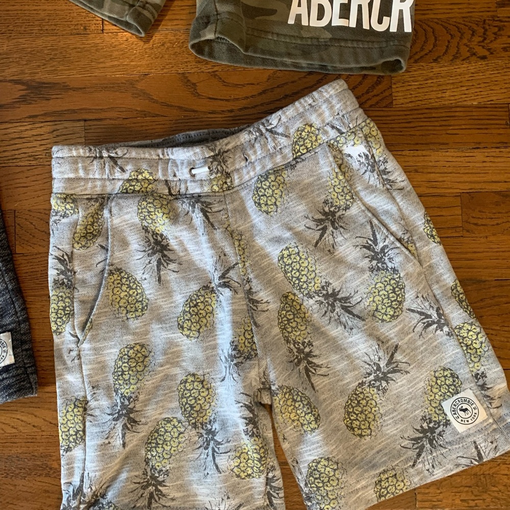 Abercrombie Kids Boys (Size 5-6Y) - Picture 6 of 7